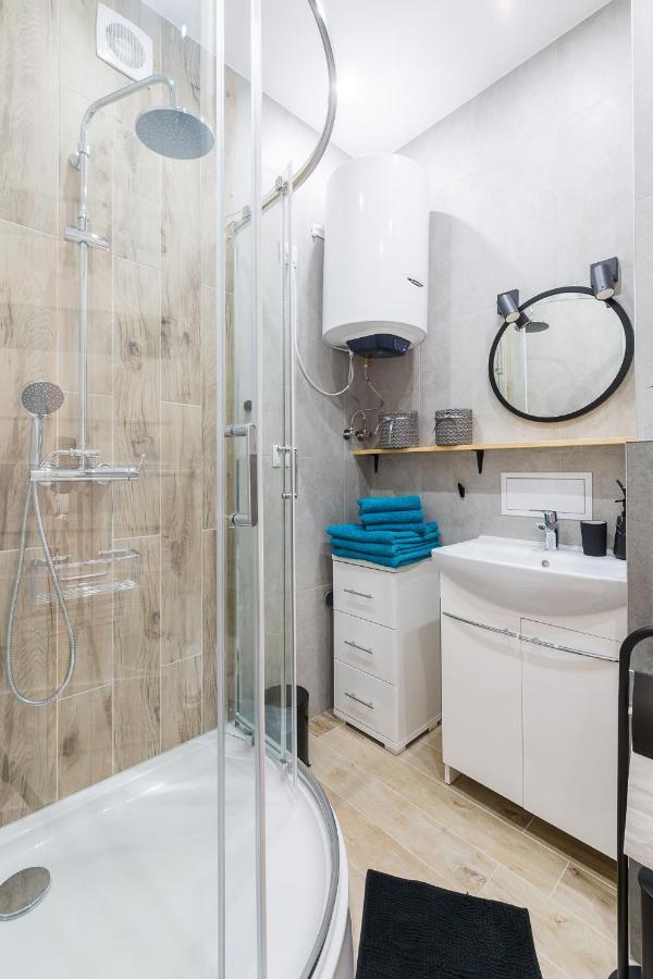 Appartamento Apartament Na Plantach Lesko Esterno foto